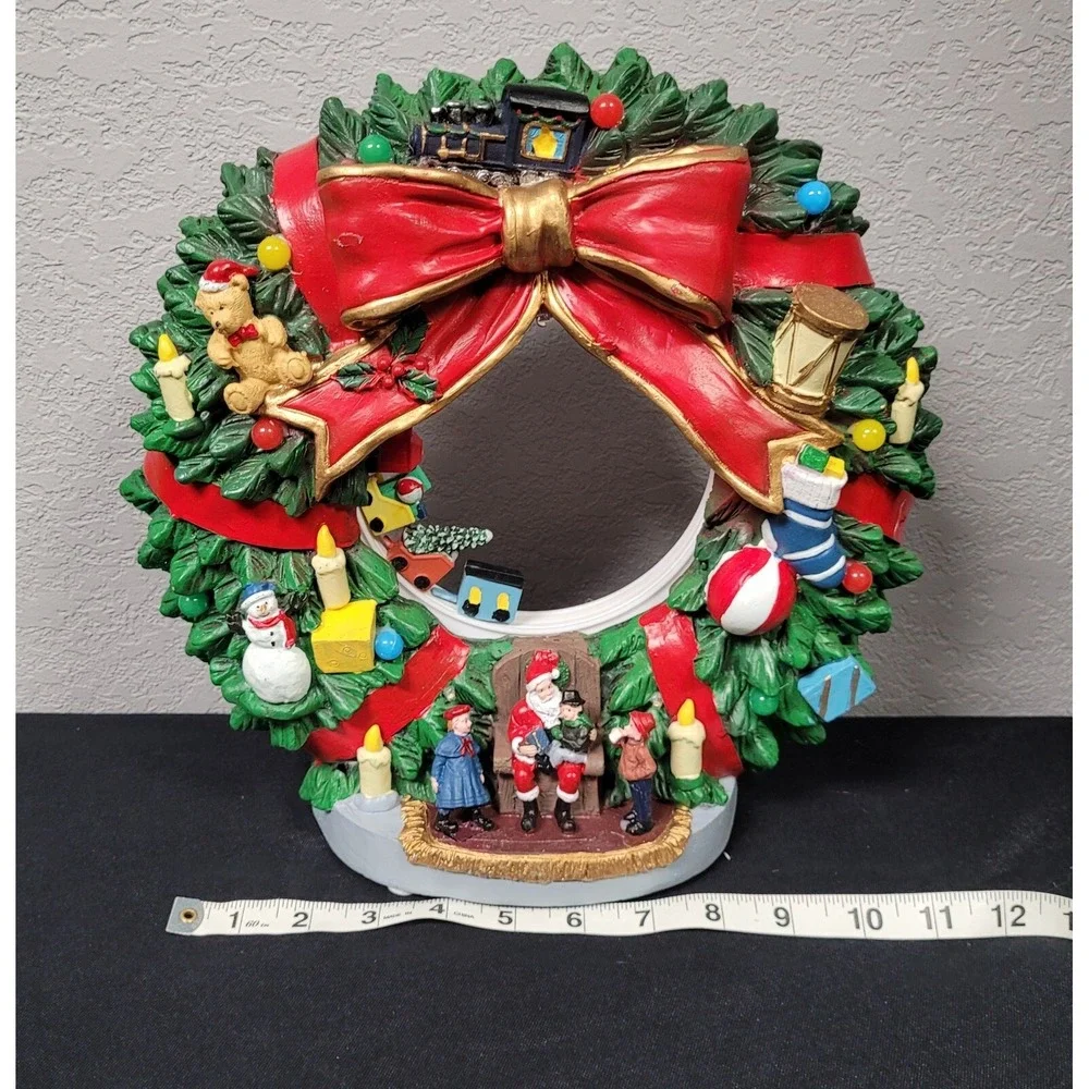 FG Square Animated Christmas Village Accessory - Christmas Wreath